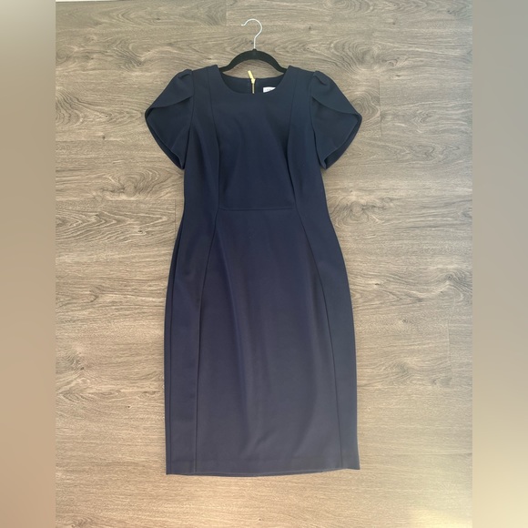 Calvin Klein - Picture 1 of 2